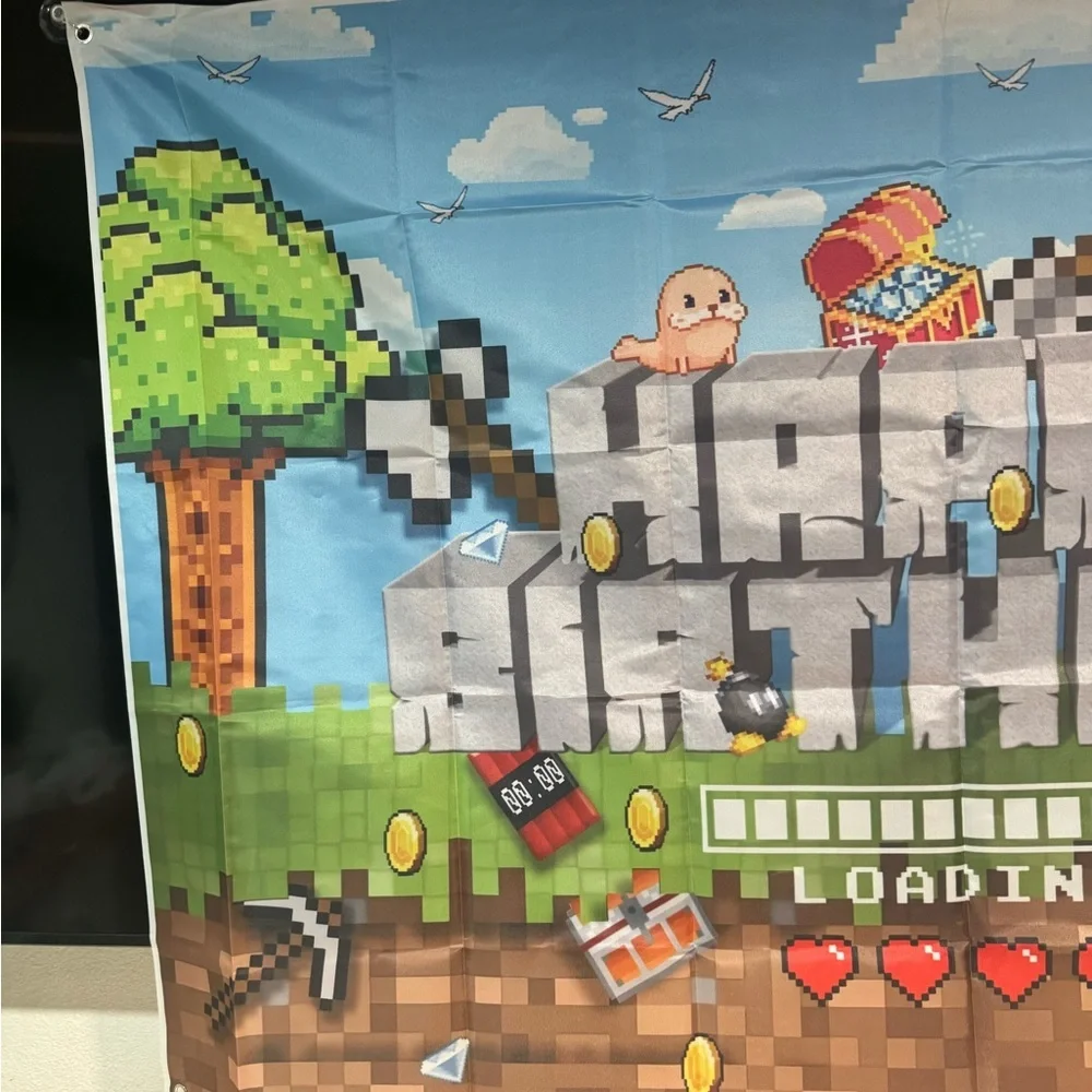 MINECRAFT Pixelated Birthday Party Supplies Set